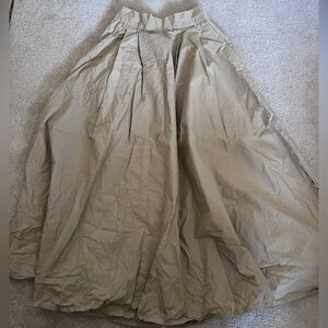 Elegant Tan Women's Skirt